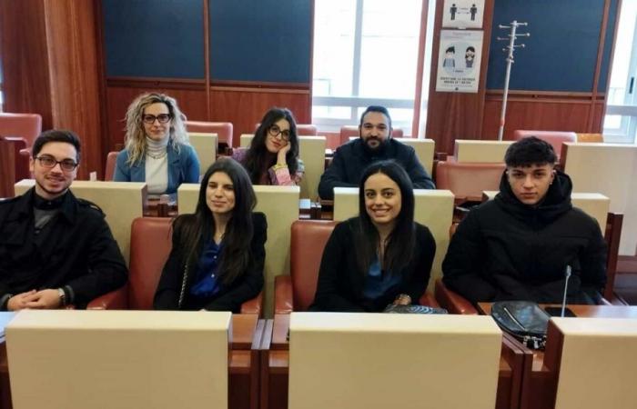 CASERTA, SANTONASTASO INSULTED BY THE MAYOR MARINO. YOUTH OF CASERTA WITH THE COUNCILOR – AppiaPolis – News in Real Time