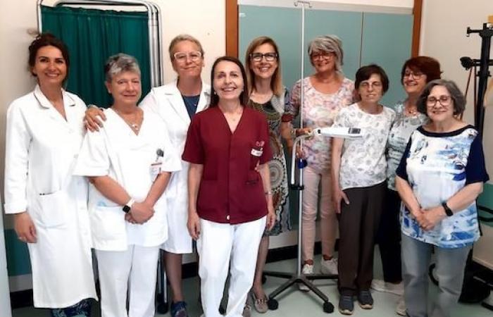 Vein detector donated to the Magenta hospital by the Alomar section of Legnano