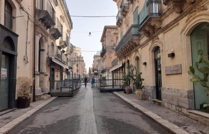 Ragusa, a trader attacked in the historic center. Confimprese: “It’s getting worse and worse”