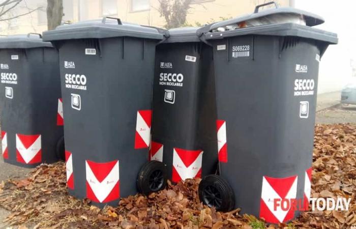 Disservice of Alea Ambiente in the collection of unsorted waste :: Report in Forlì
