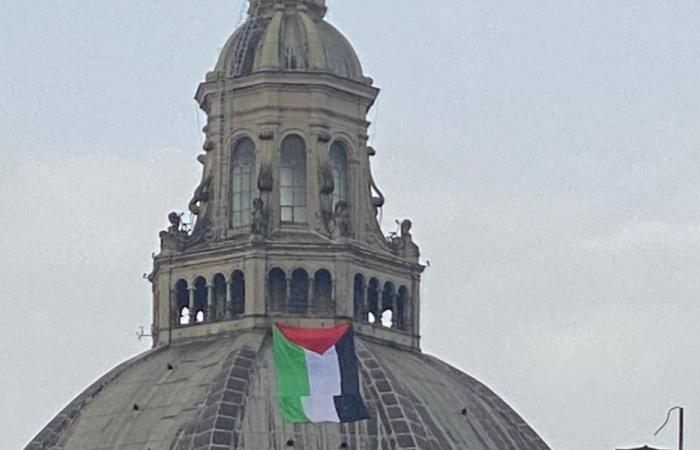 After Milan, a Palestinian flag also appears on the Cathedral of Pavia