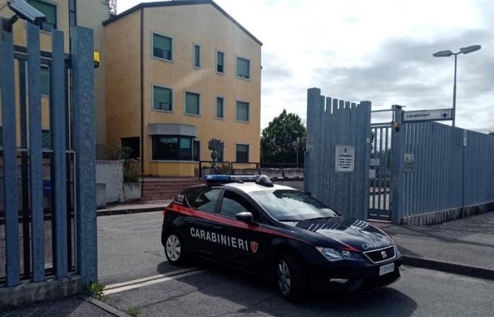 Cremona Sera – Crema, in a car with burglary tools and a radio tuned to police frequencies: reported