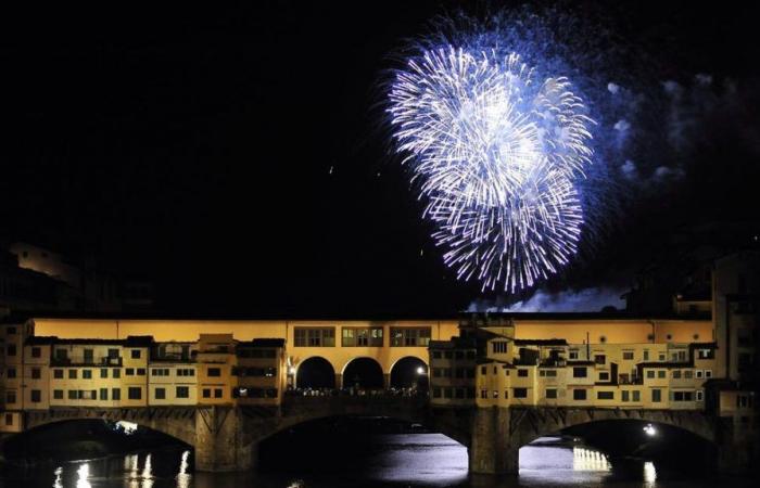 party in Florence (and beyond). Bonfires, good luck and love rituals
