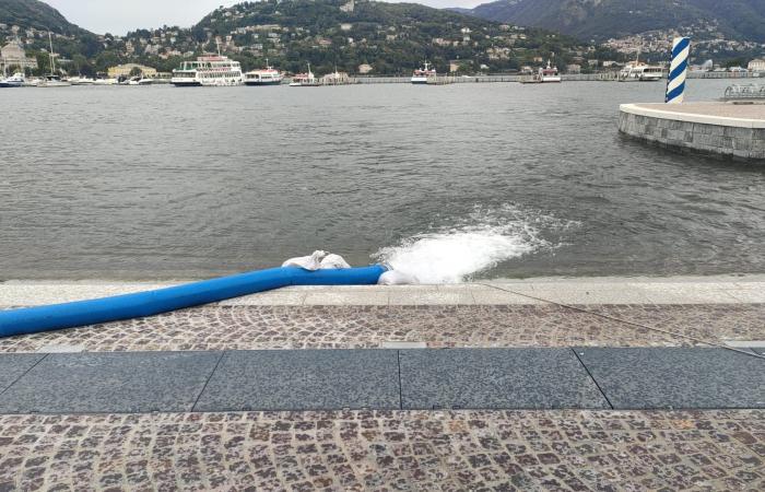 Como, 35 million spent and Lario not flooded and yet the lakefront is still under water. Civil Protection in action
