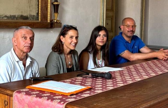 The mayor Katia Tarasconi applauds the Piacenza Basket Club and the boxing champion Aurora Avesani