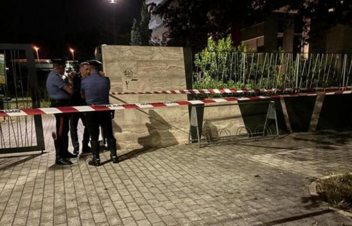 Pescara, murder in Baden Powell park: 16-year-old stabbed to death. Two high school students of the same age arrested: “One is the son of a police sergeant”