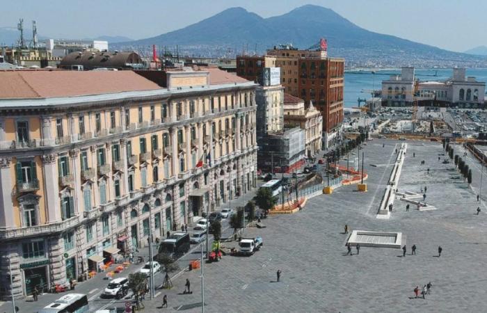 How much of Naples’ (growing) GDP is based on tax evasion or environmental damage?