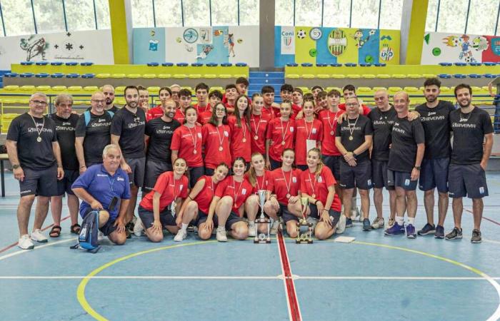 Tre Mari Trophy: Campania women’s champion. Boys on the podium