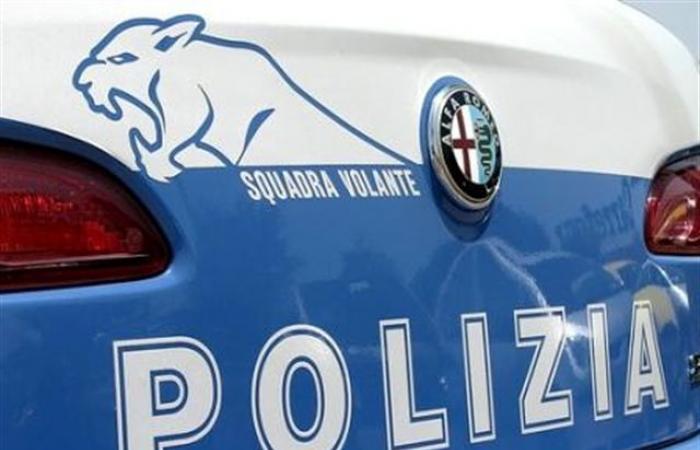 DACUR issued by the Police Commissioner of the Province of Lecce against a foreigner reported for brawling, damage and illegal carrying of weapons or objects capable of offending – Lecce Police Headquarters
