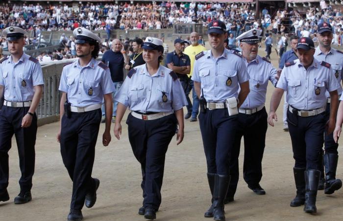 The municipal police prepares for the Palio. Commander Zanchi: “We will be a point of reference for the city”