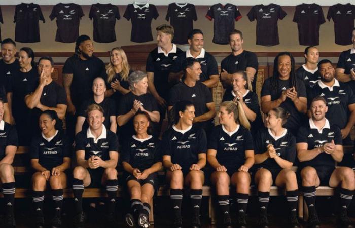 All Blacks: the 2024/25 shirt revealed in the name of tradition with a video and a parade of stars