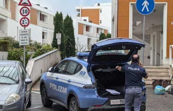 Nurse dead in Florence, investigation carried out: 17-year-old nephew confesses to the murder: “I killed my grandmother”