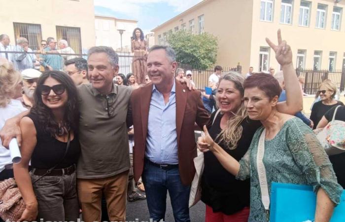 Sposetti wins by a landslide with 70% and is the new mayor of Tarquinia, Piendibene celebrates the victory in Civitavecchia