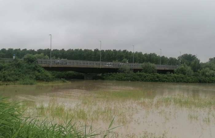 Rivers, red alert also in Modena: bridges closed all night – Society