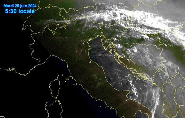 SHOWERS and THUNDERSTORMS lay siege to much of Italy