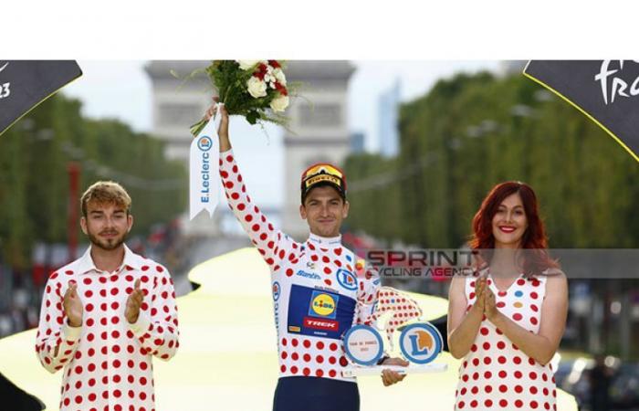 TOURS. THE UNDISPUTIBLE CHARM OF THE POLKA DOT SWEATER: WHO WILL CONQUER IT?
