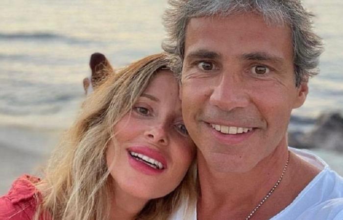 «Alessia Marcuzzi on holiday in secret with her ex-husband Paolo Calabresi: they are inseparable again»