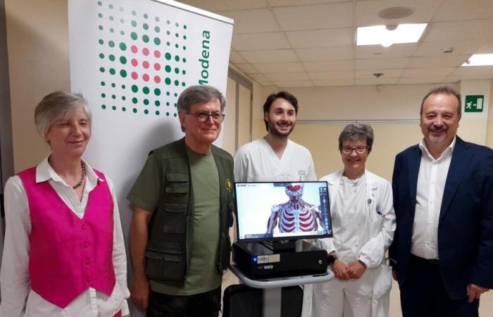The Fauna Center of Modena donates a cutting-edge device to the Rheumatology Department of the Policlinico