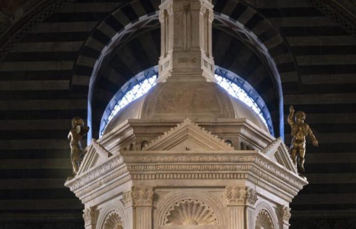 The restoration of the baptismal font of the Siena Cathedral has been completed