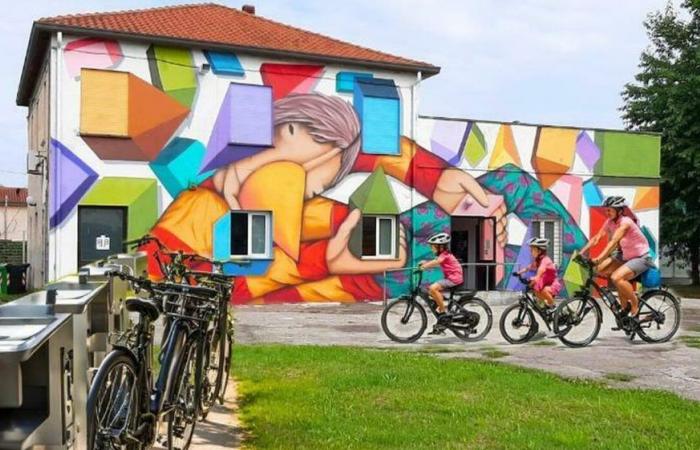 Lendinara, a cycle station at the service of tourists and young people: the WakeHub initiative