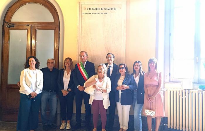 Busto, the name of Giorgio Paglini inaugurates a new slab of meritorious citizens