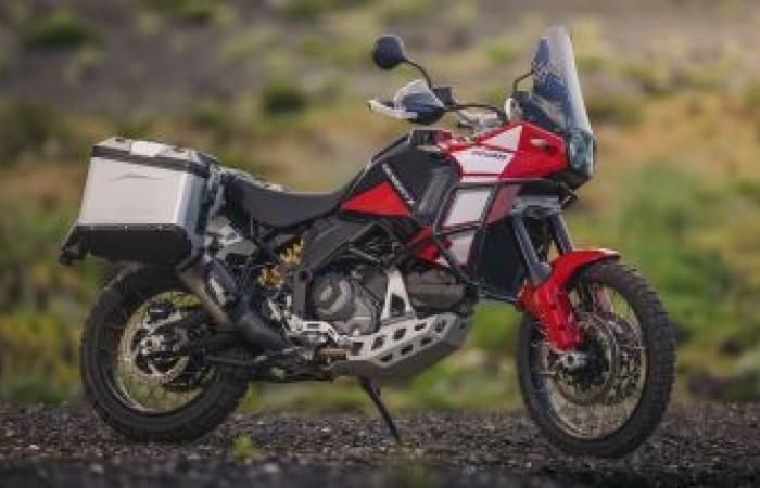 New Ducati DesertX Discovery: features, news, price