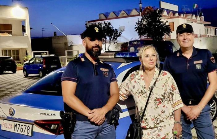 Tina Cipollari stopped by the police. The photo that drives social media crazy