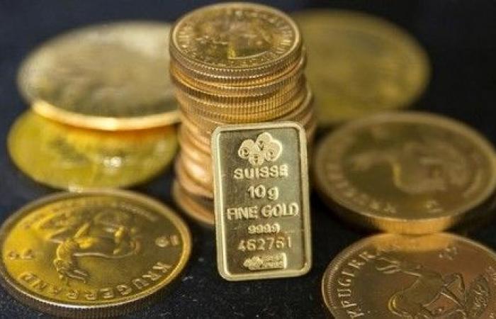 Gold eyes quarterly gains; US inflation data in focus