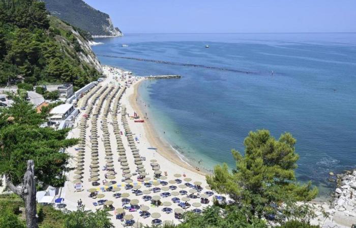 Holidays at the seaside, prices continue to rise +8% and Italians fall