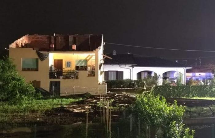 Bad weather, nightmare night in Piedmont and Aosta Valley: roofs blown off houses