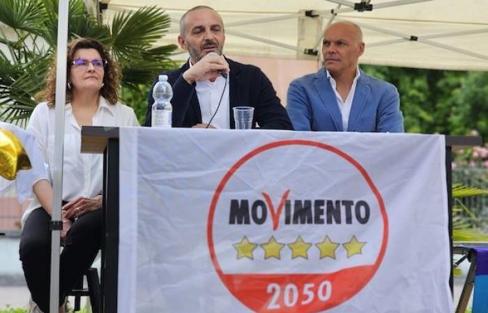 The first M5S councilor in the province of Varese in Samarate. It took 13 years