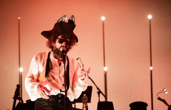 Vinicio Capossela: “I want to go back to singing about the depths and fears of love”