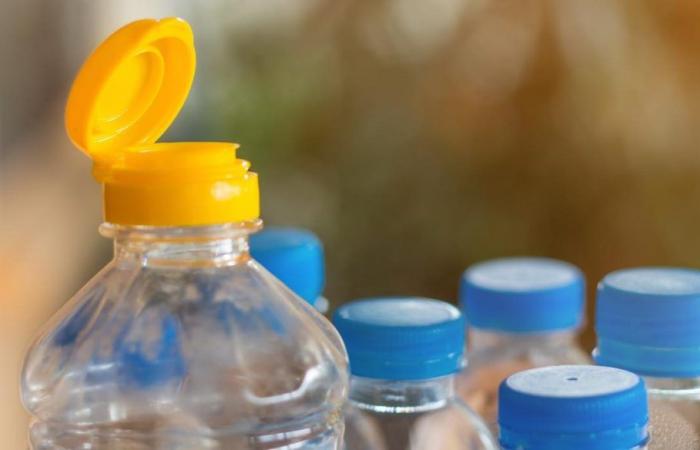 Caps attached to bottles, the obligation comes into force from 3 July: the EU says so