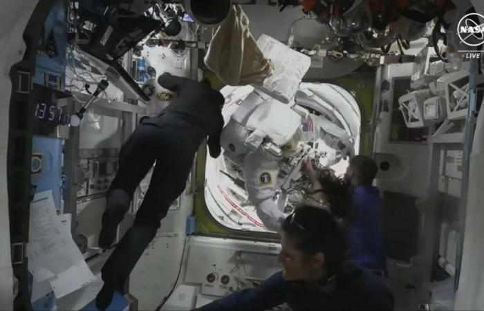 Suit Problems, NASA Postpones Spacewalk to Late July