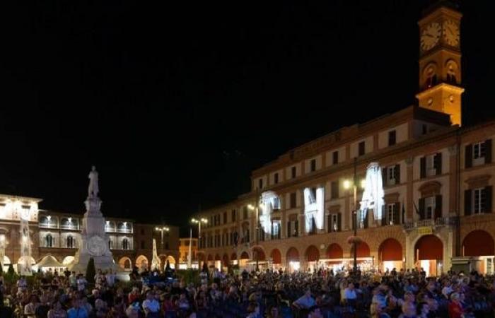 Forlì. Party in Piazza Saffi to celebrate 70 years of CNA