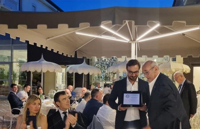 Propeller Club Ravenna, the Master of Shipping award to the journalist Lorenzo Tazzari