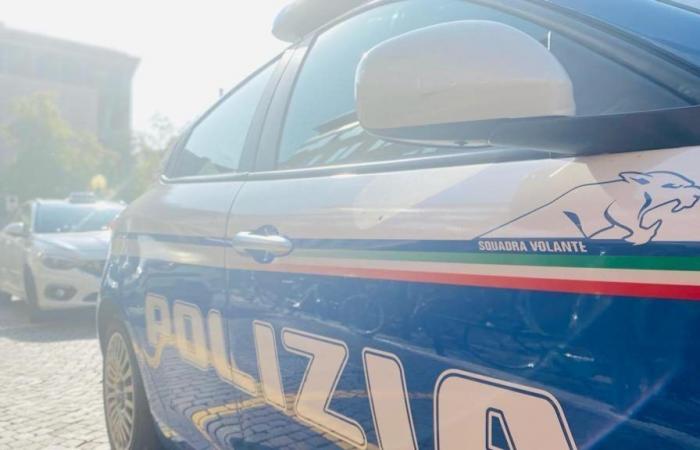 Vicenza, bandits barricaded in the bank after the attempted robbery: the raid begins
