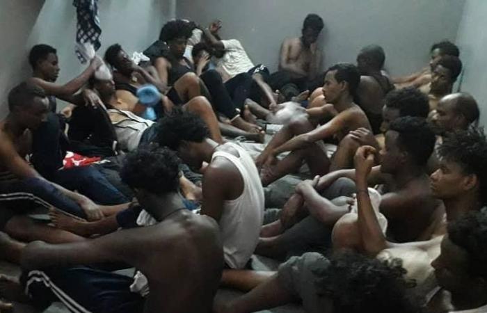 Two traffickers arrested: they caused the death of ten migrants in the hold of a boat