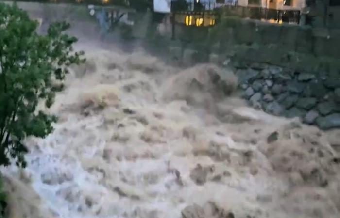 Bad weather in Piedmont, floods and families evacuated