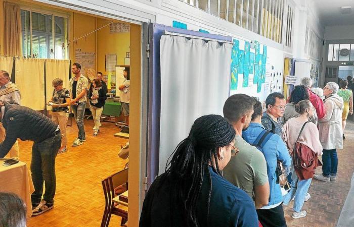 Legislative elections in Rennes: “A continuous flow of voters” at the Liberté school