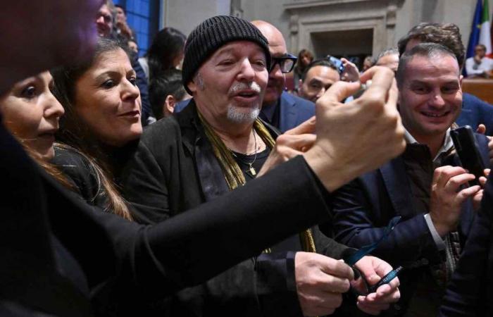 Vasco Rossi and his political Rock: the jab at Salvini is unprecedented | VIDEO