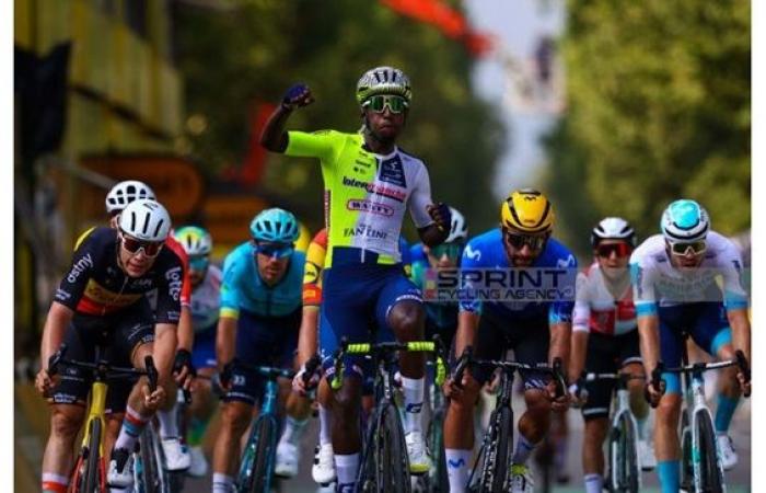 Eritrean Biniam Girmay wins the Turin stage of the Tour de France in a sprint