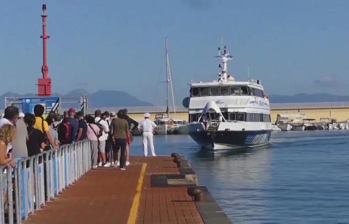 Sea metro in Salerno only in mid-July: union anger