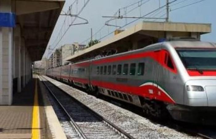 Train conductor attacked on Lecce-Rome train: the complaint