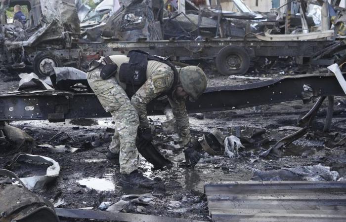 Ukraine: 800 Russian air strikes in a week, Kiev and Kharkiv targeted
