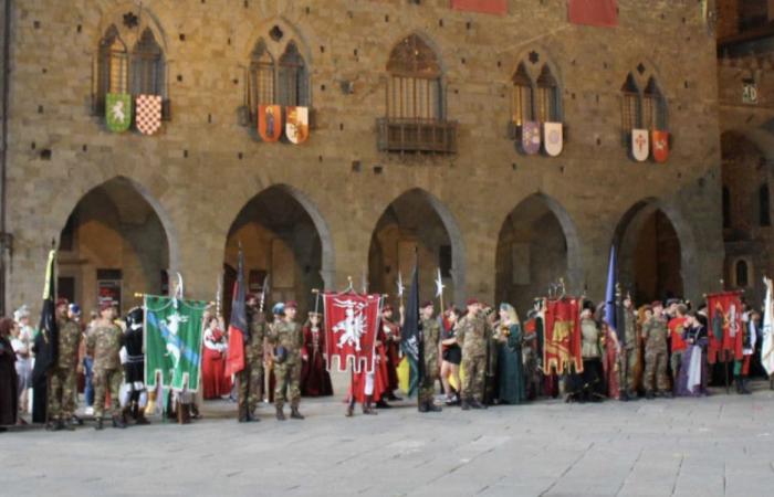 The parade opens the celebrations for San Jacopo Maggiore in Pistoia