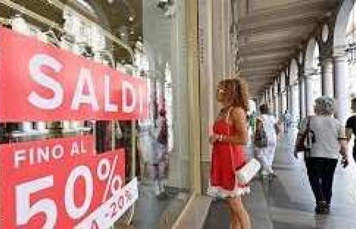 Sales start on the 6th, but it’s already bargain hunting and discount hunting – Pescara