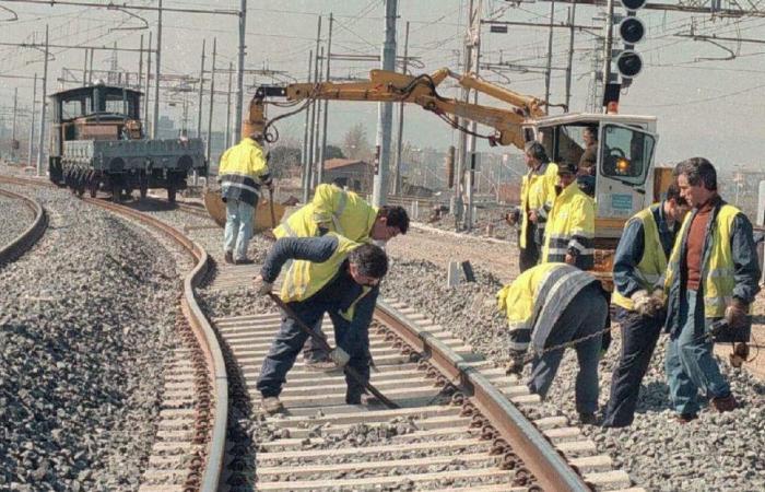 Naples-Salerno, extraordinary maintenance work on the railway line begins on Thursday