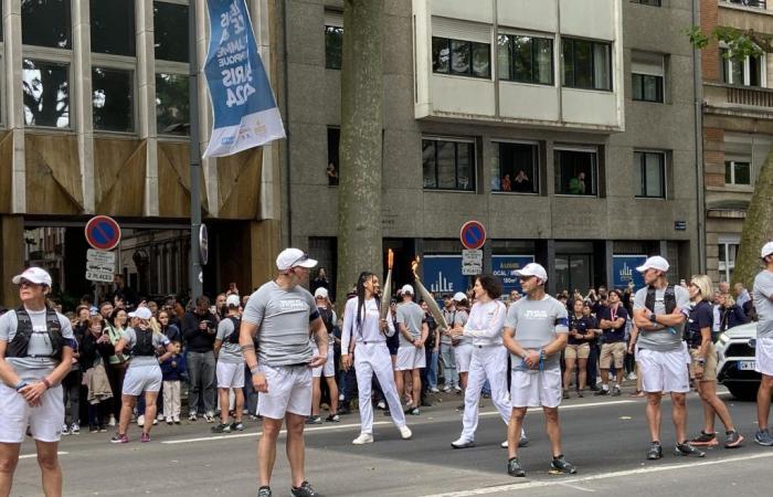 Gabby Williams carried the Olympic flame in Lille!