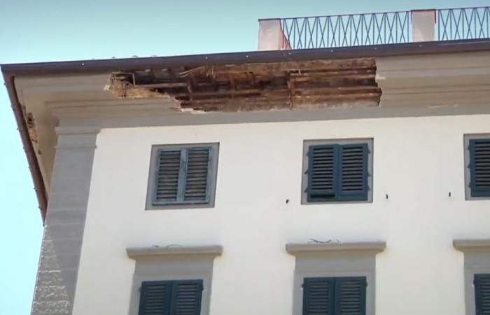 Cornice collapses in Piazza Sant’Ambrogio, tragedy narrowly avoided in Florence